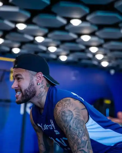 他们除了在 他们除了在